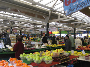 Leicester Market Place people shopping